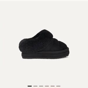 Ugg Tazzlita Black Fur-Lined Slip-On